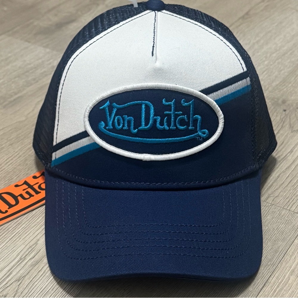 NWT Von Dutch Navy and White Trucker Hat - Adjustable- SnapBack